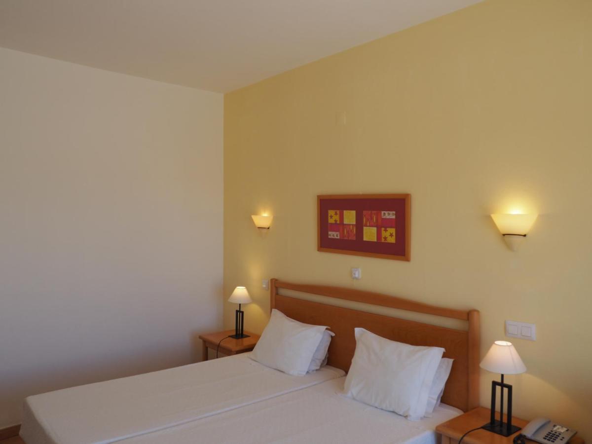 Club House Cvl Hotel Praia Da Luz ภายนอก รูปภาพ