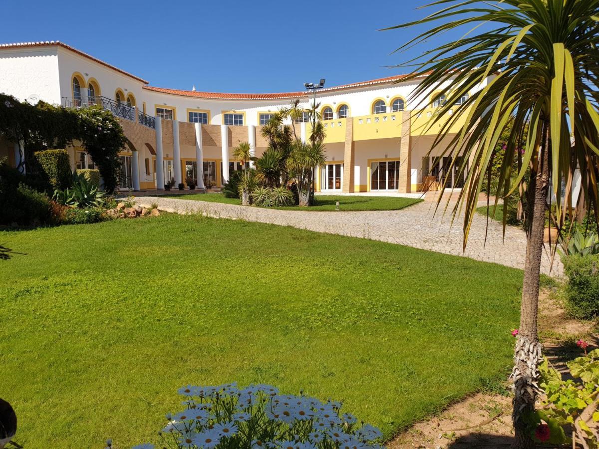 Club House Cvl Hotel Praia Da Luz ภายนอก รูปภาพ